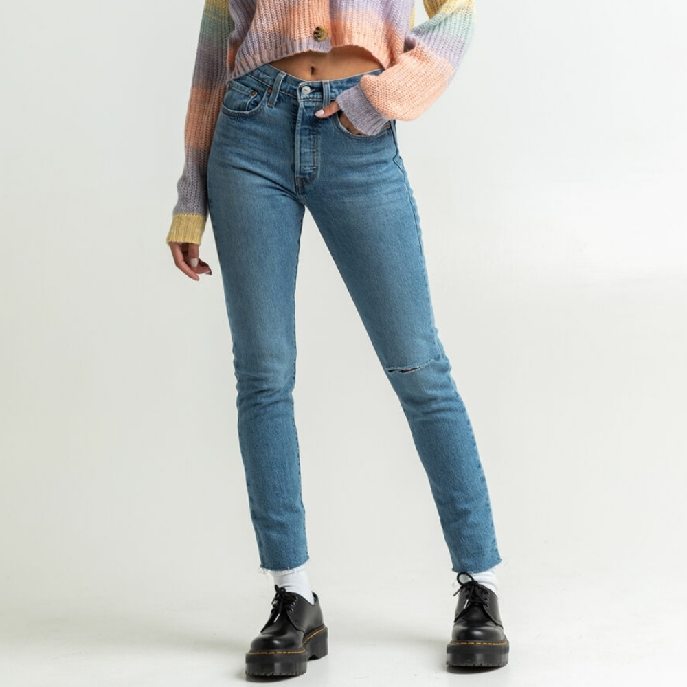 Levi's 501 skinny jeans distressed raw hem button fly size 30x28 NWT